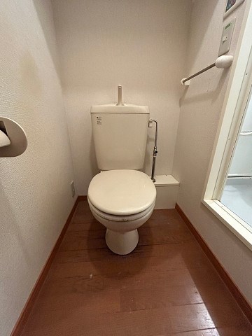 トイレ　清潔感のあるトイレです