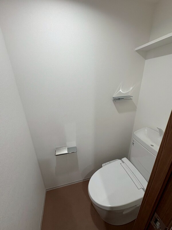 トイレ　参考写真