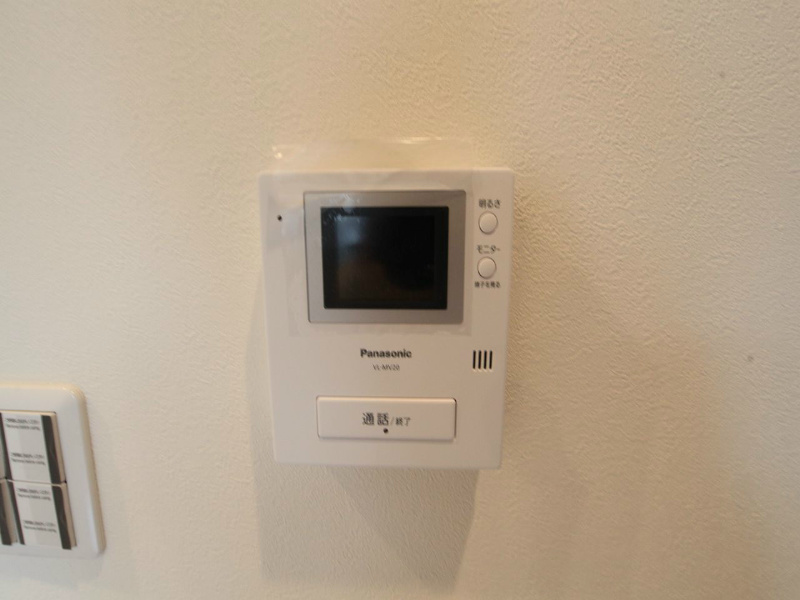 セキュリティ　TVモニター付インターホン
