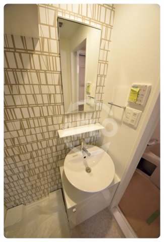 洗面設備　エスリード大阪上本町ブランシュ　洗面化粧台