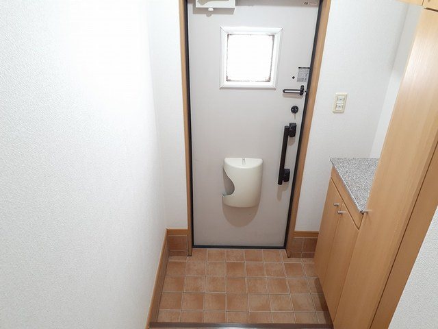 玄関　別室の画像です、ご参考までに