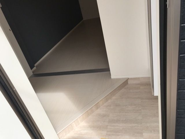 玄関　★お問い合わせはタウンハウジング町田店まで★
