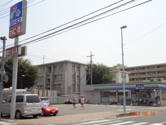 コンビニ　スリーエフ（コンビニ）まで300m