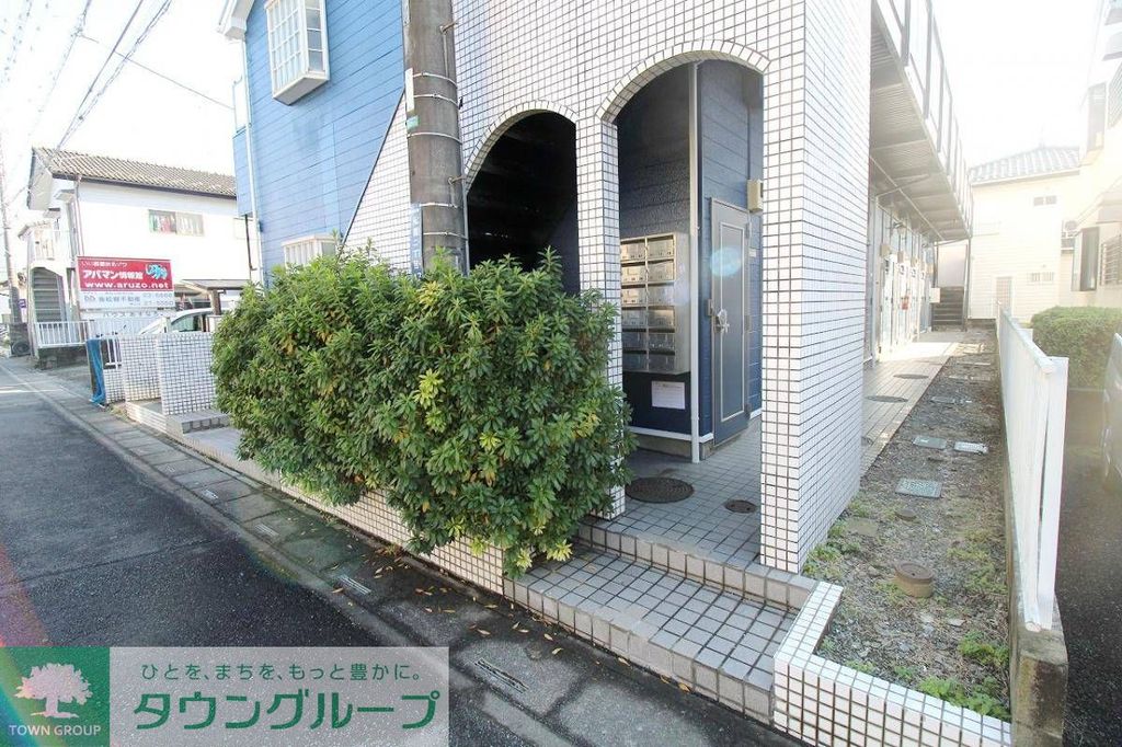 エントランス　エントランス