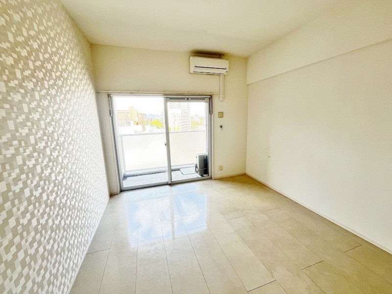 居室・リビング　★洋室9.5帖★