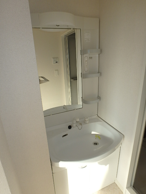 洗面設備　独立洗面嬉しいですね