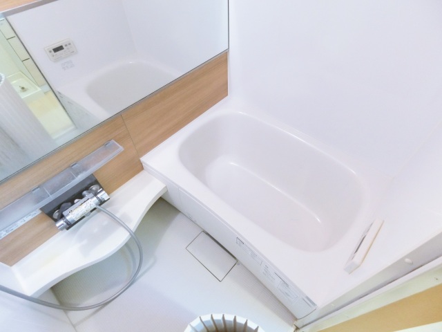 バス・シャワールーム　追い焚き浴室乾燥機付バスルーム