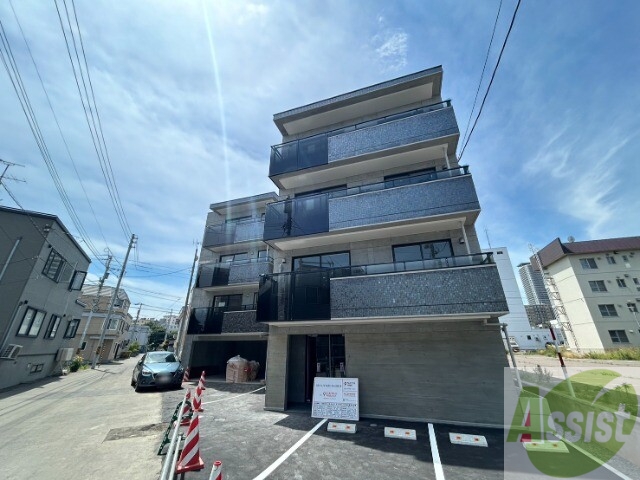 建物外観　札幌市西区八軒二条西「グランドサクセス琴似駅」