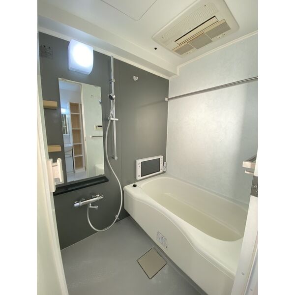 バス・シャワールーム　日々の疲れを癒すお風呂付です