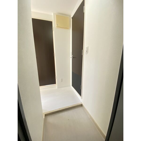 玄関　ゆったりとした玄関です