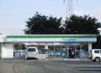 コンビニ　ファミリーマート 大宮三橋四丁目店（コンビニ）まで671m