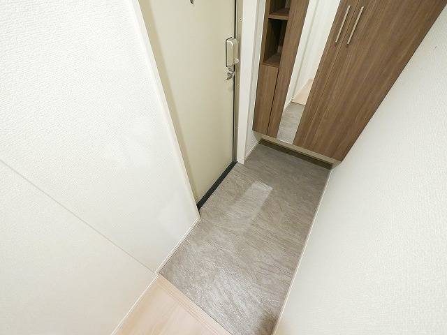 玄関　シンプルで使いやすい玄関です