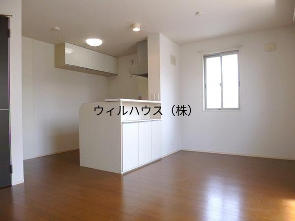 居室・リビング　広々リビング！カウンターキッチン！