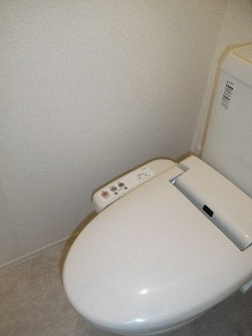 トイレ　ウォシュレット完備（反転）