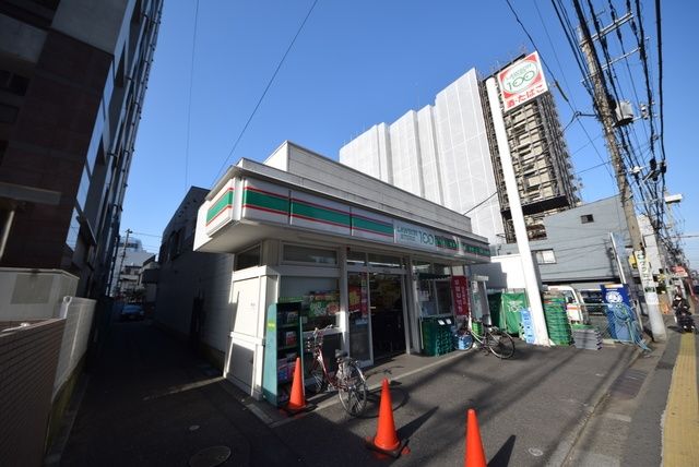 コンビニ　ローソンストア100大宮下町二丁目店（コンビニ）まで38m