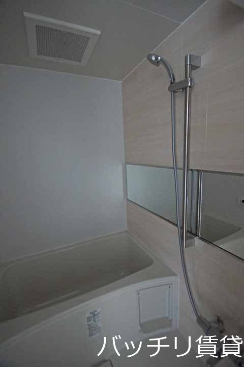 バス・シャワールーム　画像は同シリーズタイプの為、現状を優先いたします