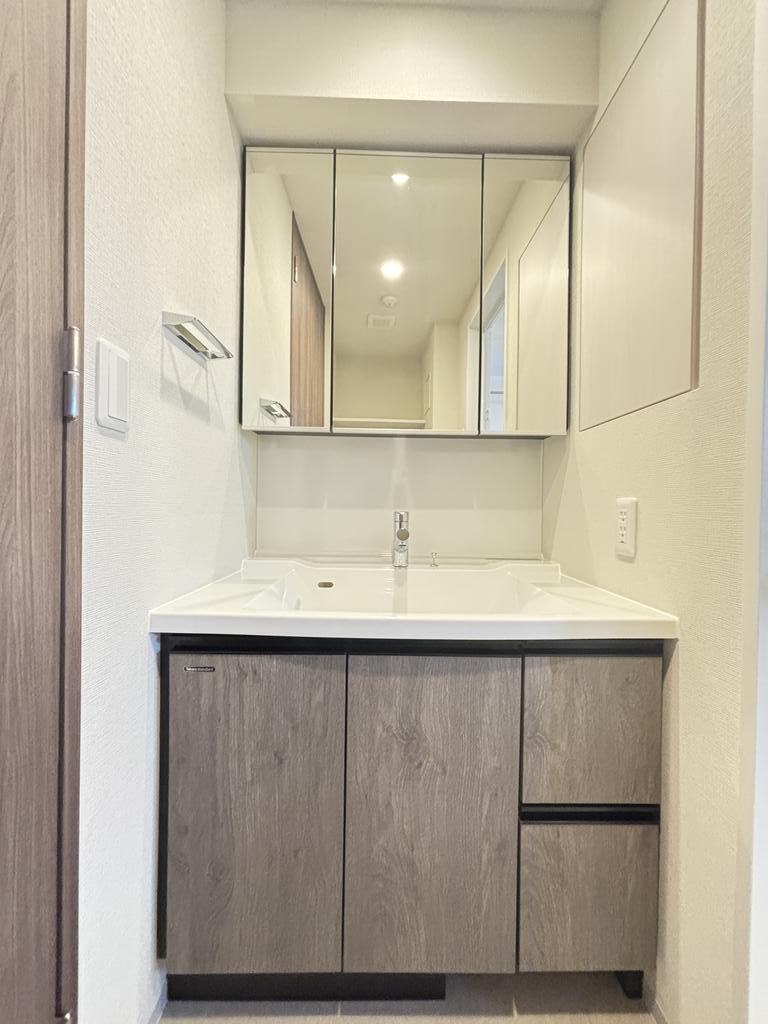 洗面設備　同間取り別部屋の写真です