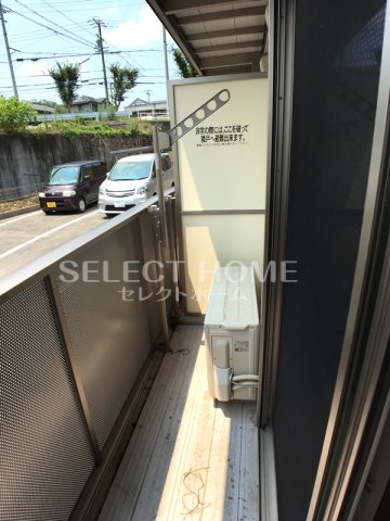 バルコニー　陽当たり良好なバルコニーです