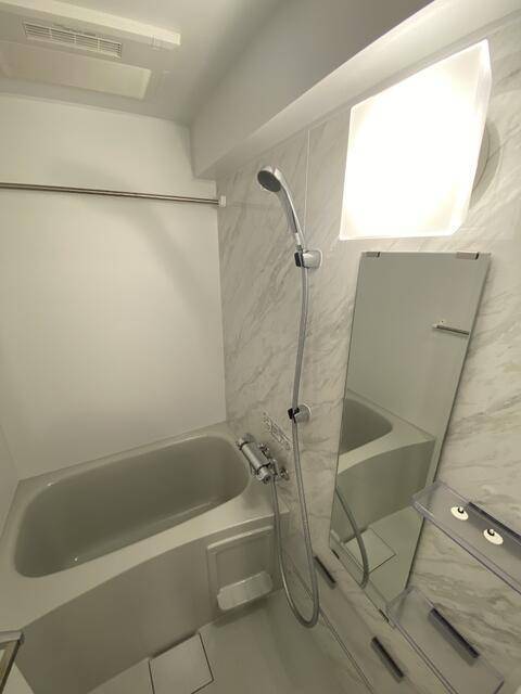 バス・シャワールーム　追い炊き機能付きです