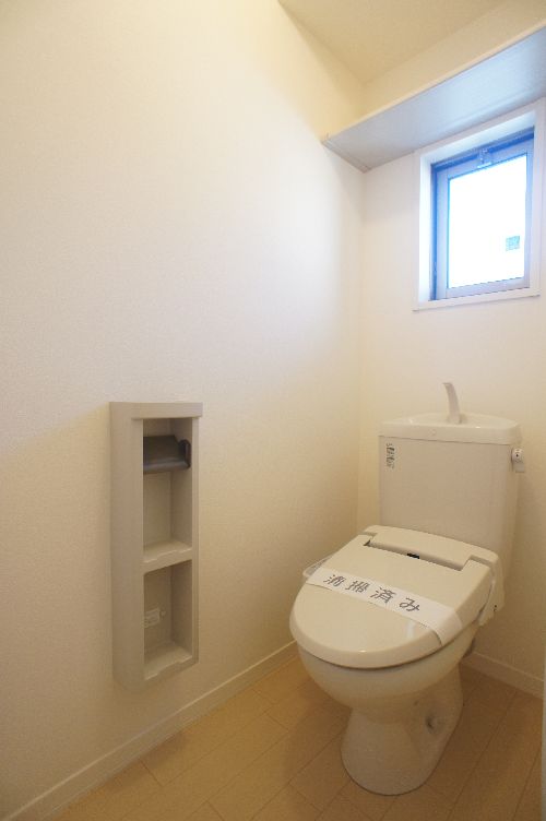 トイレ　ゆったりとした空間のトイレです