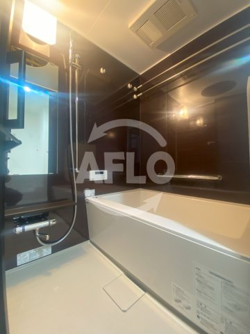 バス・シャワールーム　プレサンスＮＥＯ新深江リュミエル　浴室