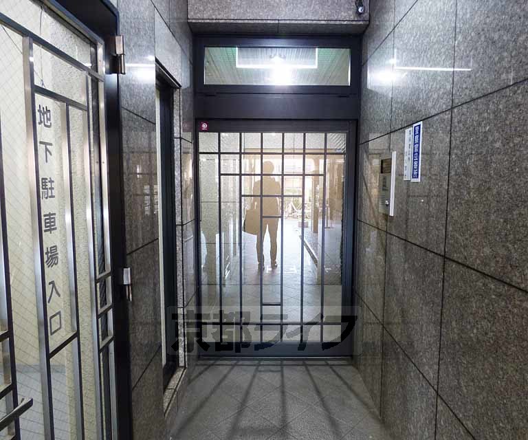 エントランス　おしゃれなエントランスです。