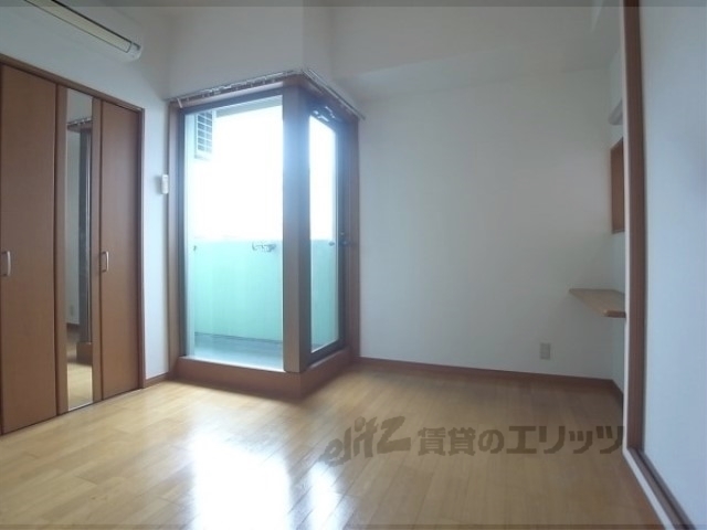 居室・リビング　洋室