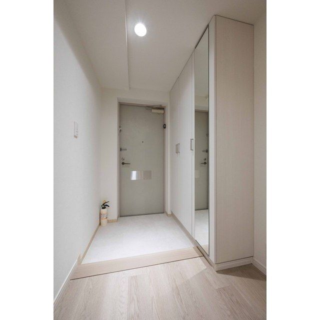 玄関　別部屋のイメージ写真です