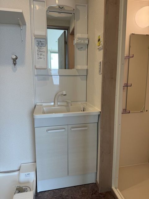 洗面設備　別物件の参考写真です