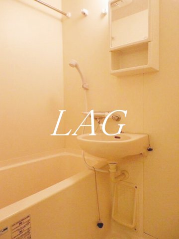 バス・シャワールーム　お風呂です。