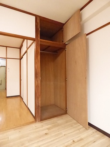 収納　クローゼットタイプの収納