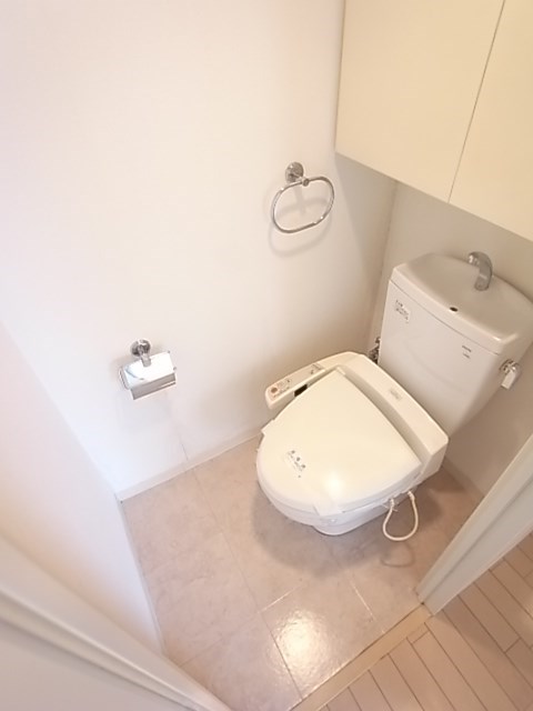 トイレ　コンパクトで使いやすいトイレです