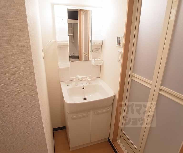 洗面設備　独立洗面台