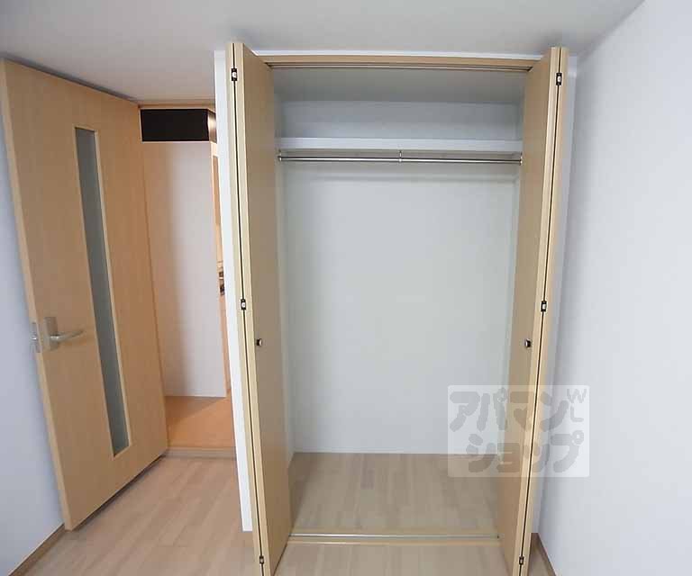 収納　クローゼット