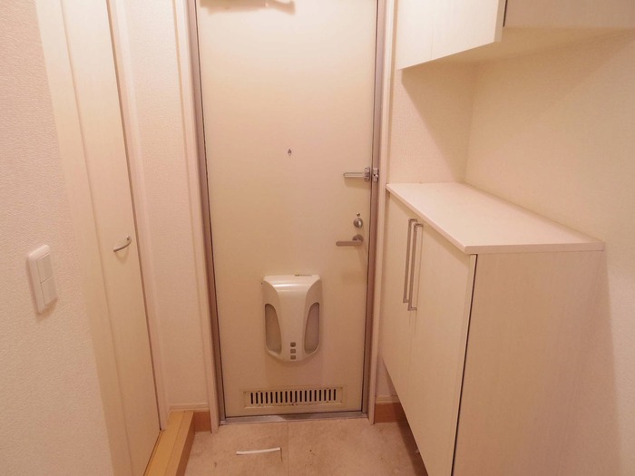 玄関　シューズBOX・玄関収納