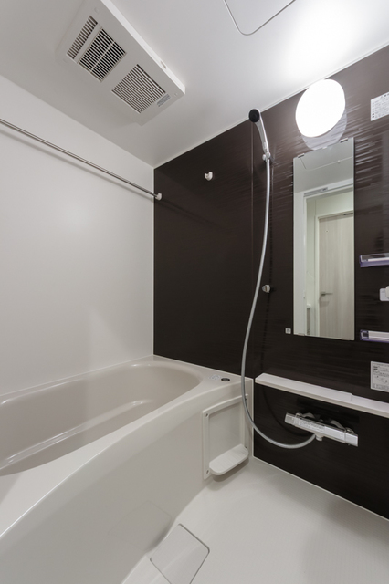 バス・シャワールーム　※写真は同タイプ住戸です。
