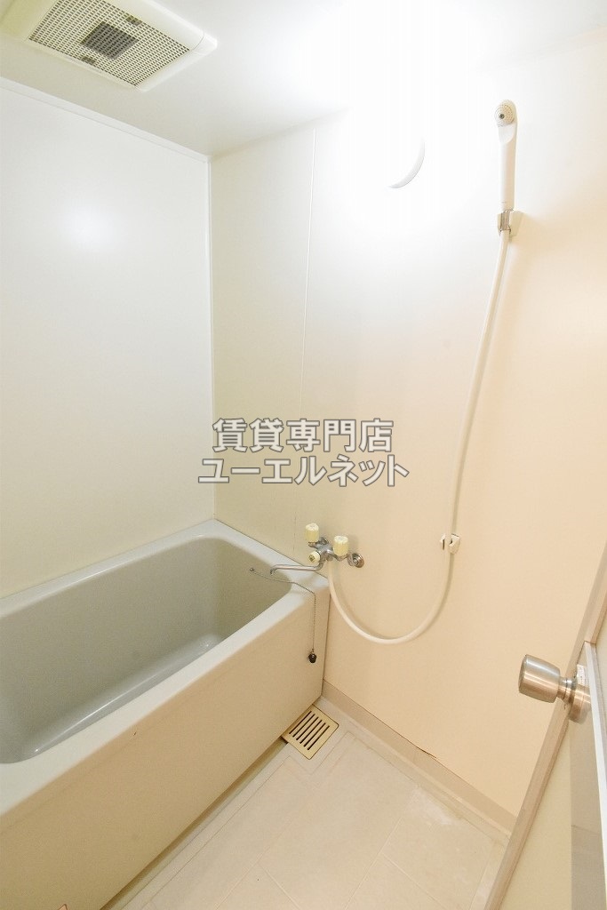 バス・シャワールーム　浴室