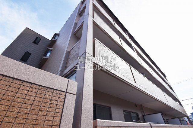 建物外観　キレイな外観