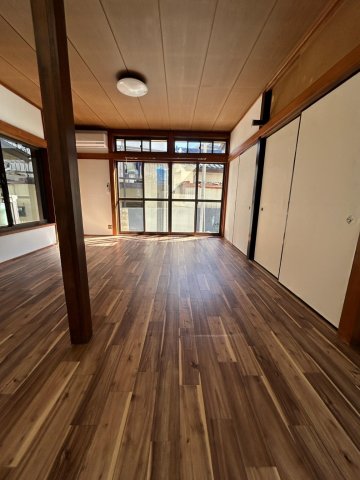 居室・リビング　日当たり良好広々14帖リビング