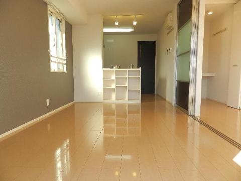 居室・リビング　リビング