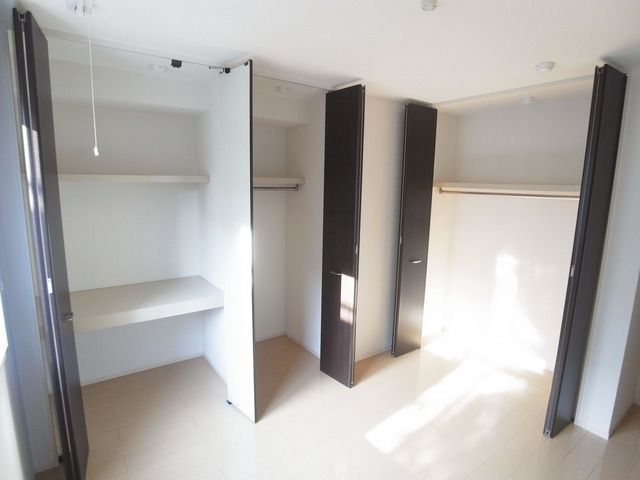 収納　★充実の収納スペース★