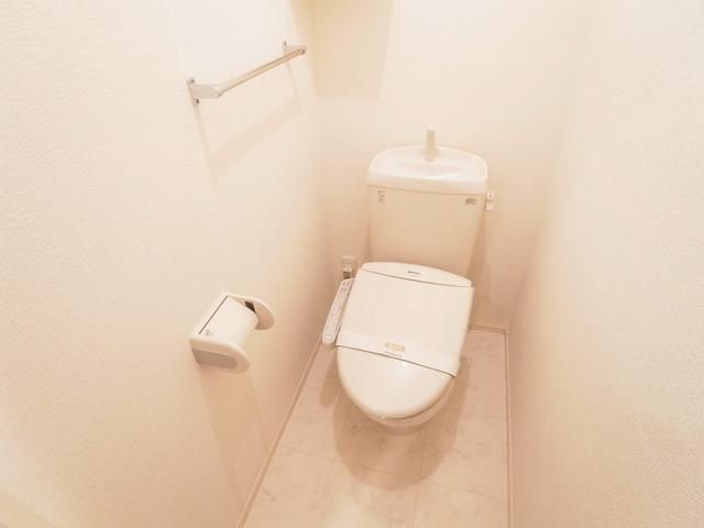 トイレ　★温水洗浄便座付きトイレ★