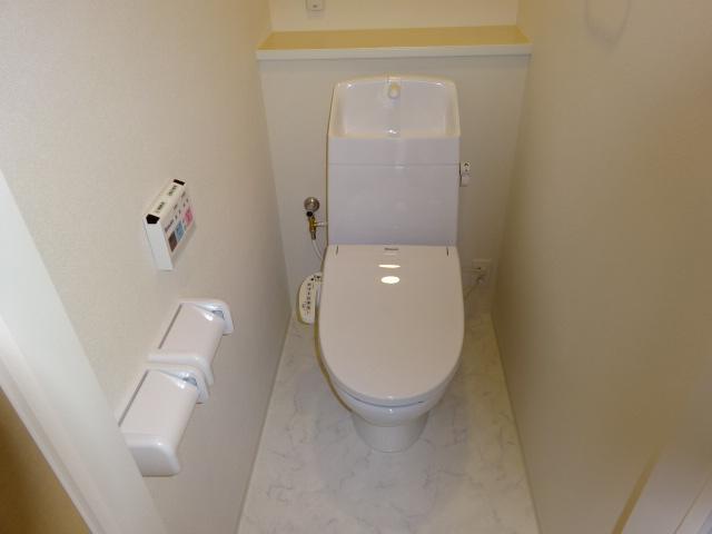 トイレ　シャワー付トイレ