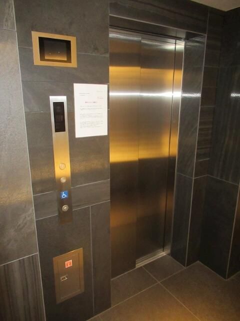 その他共有部分　エレベーター付なので、たくさんお買い物しても安心ですね♪