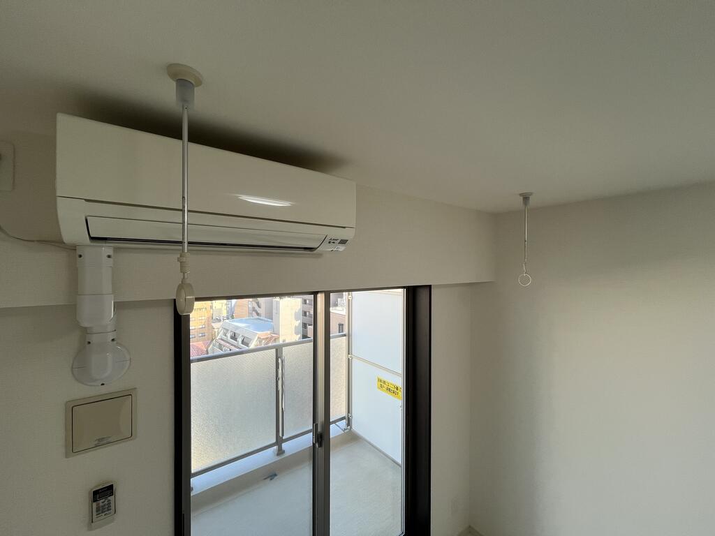 その他設備　室内物干し付