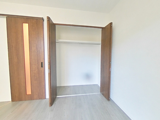 収納　※別部屋の写真です