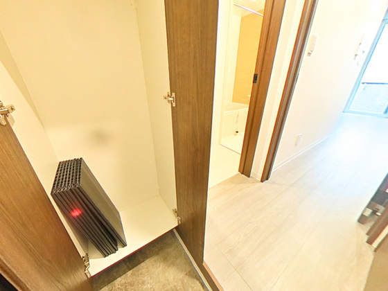 玄関　※別部屋の写真です