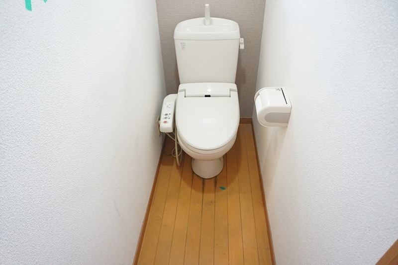 トイレ　別号室イメージ