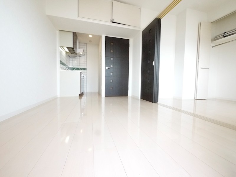 居室・リビング　横広のタイプ。