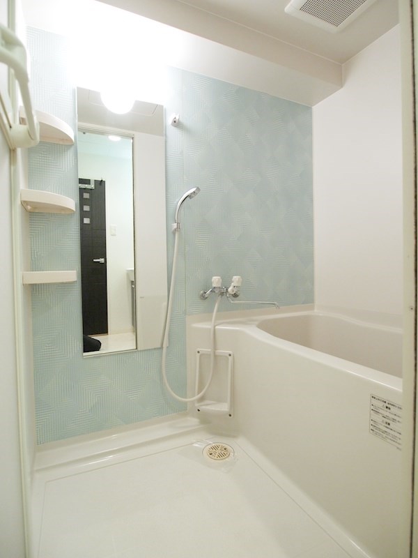 バス・シャワールーム　お風呂もきれいです。